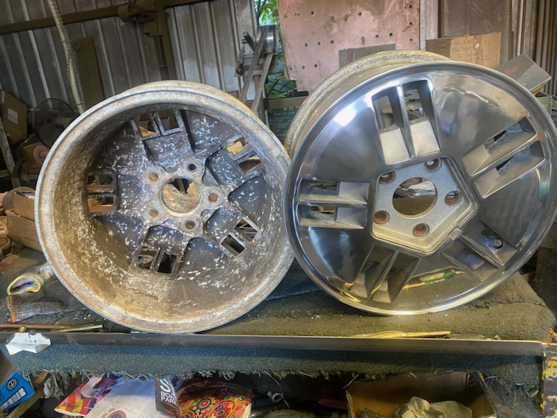 Heavily oxidised alloy wheel restored to mirror finish